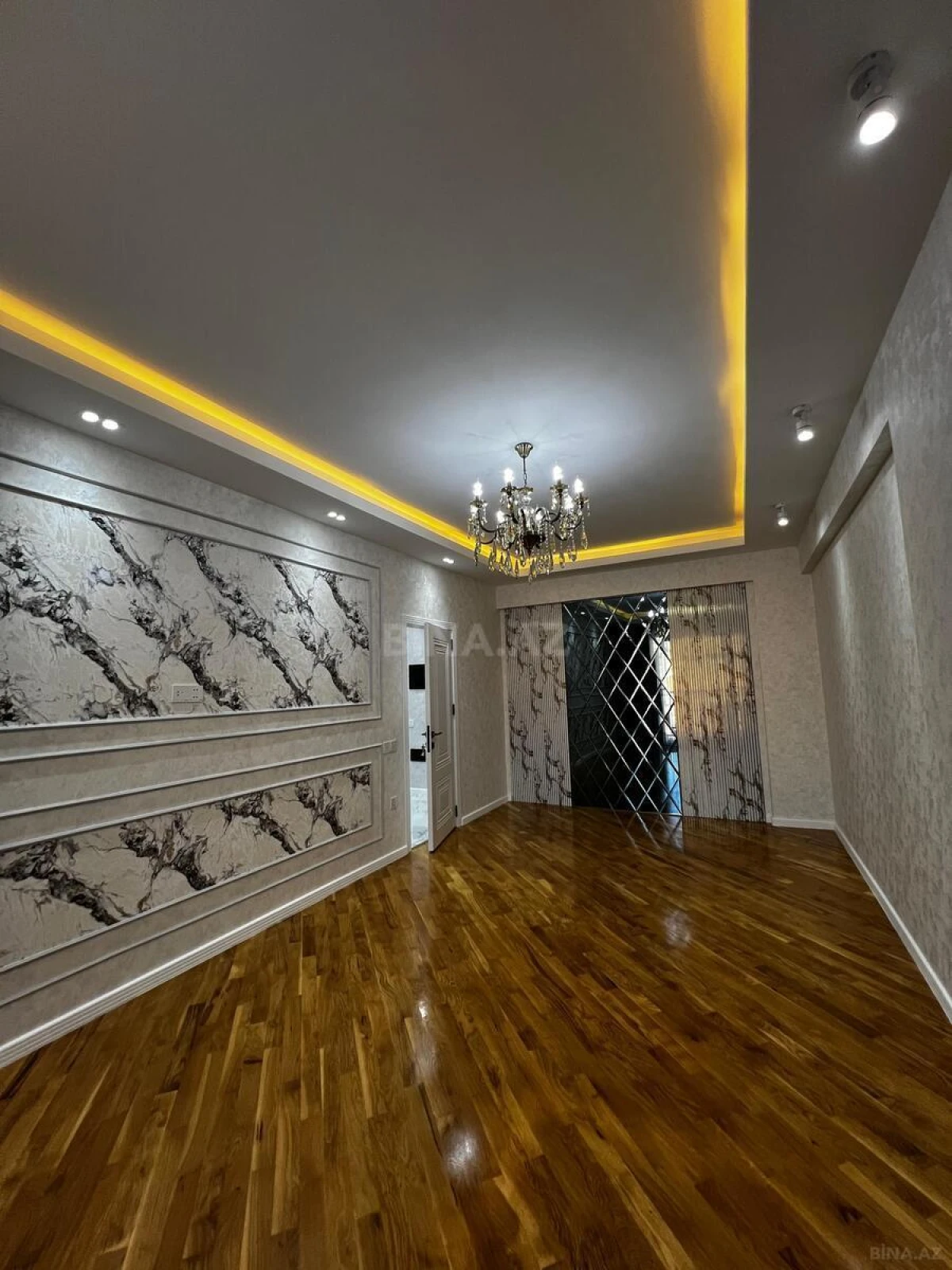 Satılır 2 otaqlı mənzil 85 m²