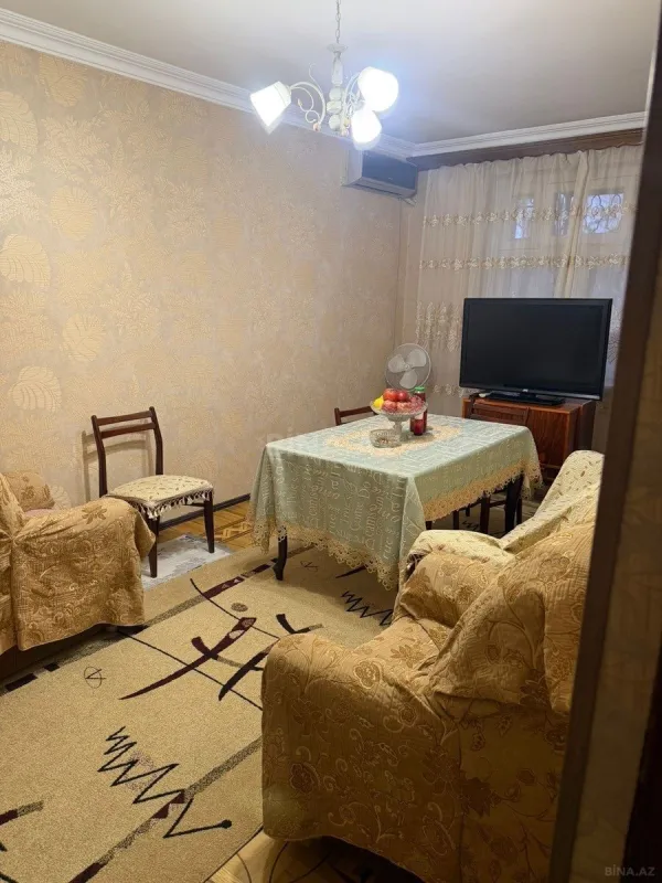Satılır 3 otaqlı mənzil 82 m²