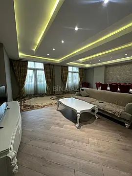 Kirayə verilir 3 otaqlı mənzil 170 m²
