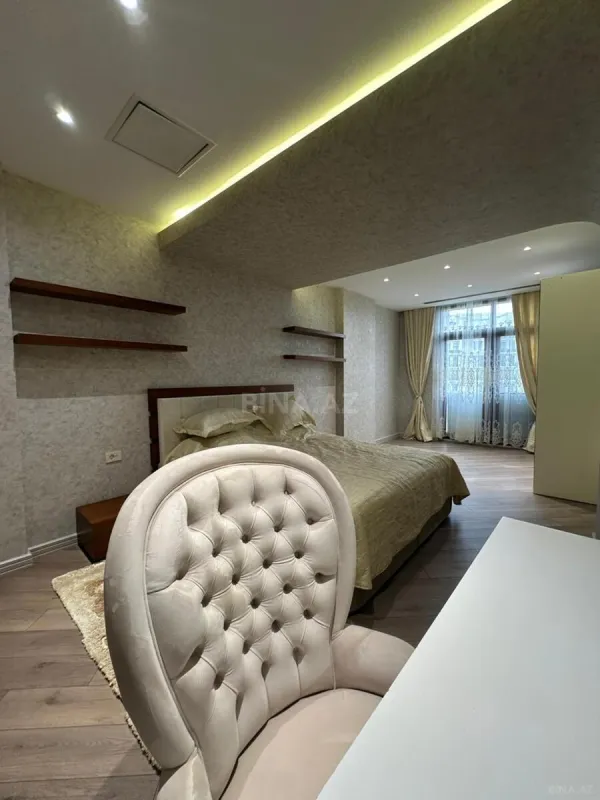 Kirayə verilir 3 otaqlı mənzil 170 m²