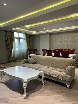 Kirayə verilir 3 otaqlı mənzil 170 m²