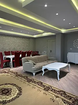 Kirayə verilir 3 otaqlı mənzil 170 m²