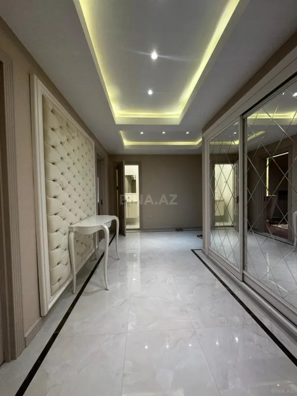 Kirayə verilir 3 otaqlı mənzil 170 m²
