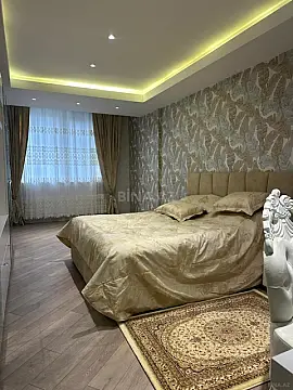 Kirayə verilir 3 otaqlı mənzil 170 m²