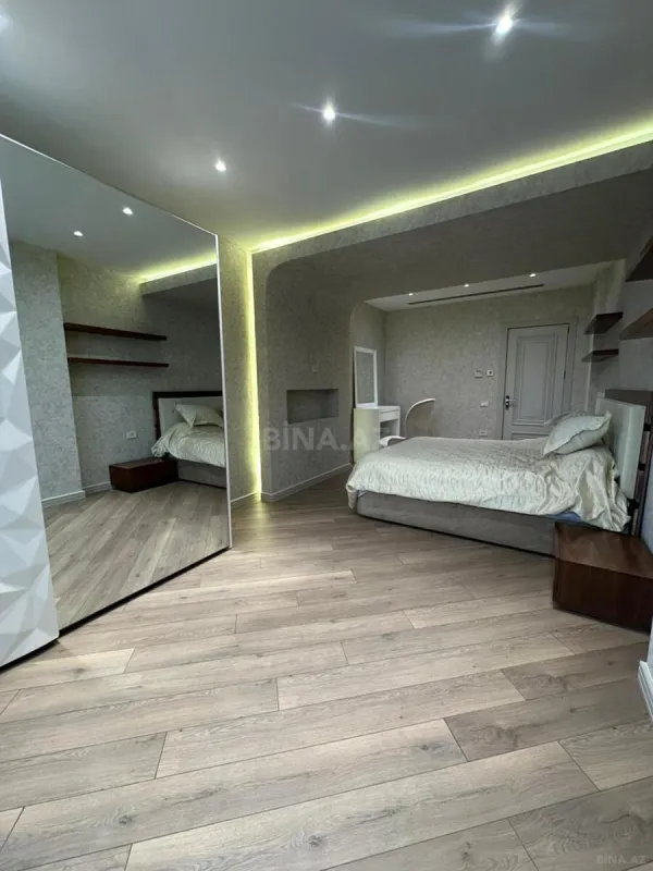 Kirayə verilir 3 otaqlı mənzil 170 m²