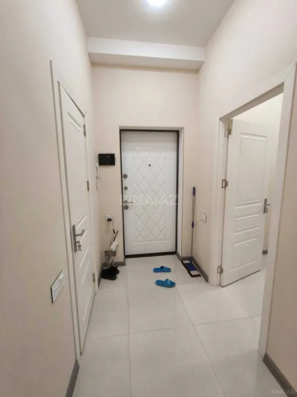 Kirayə verilir 2 otaqlı mənzil 70 m²