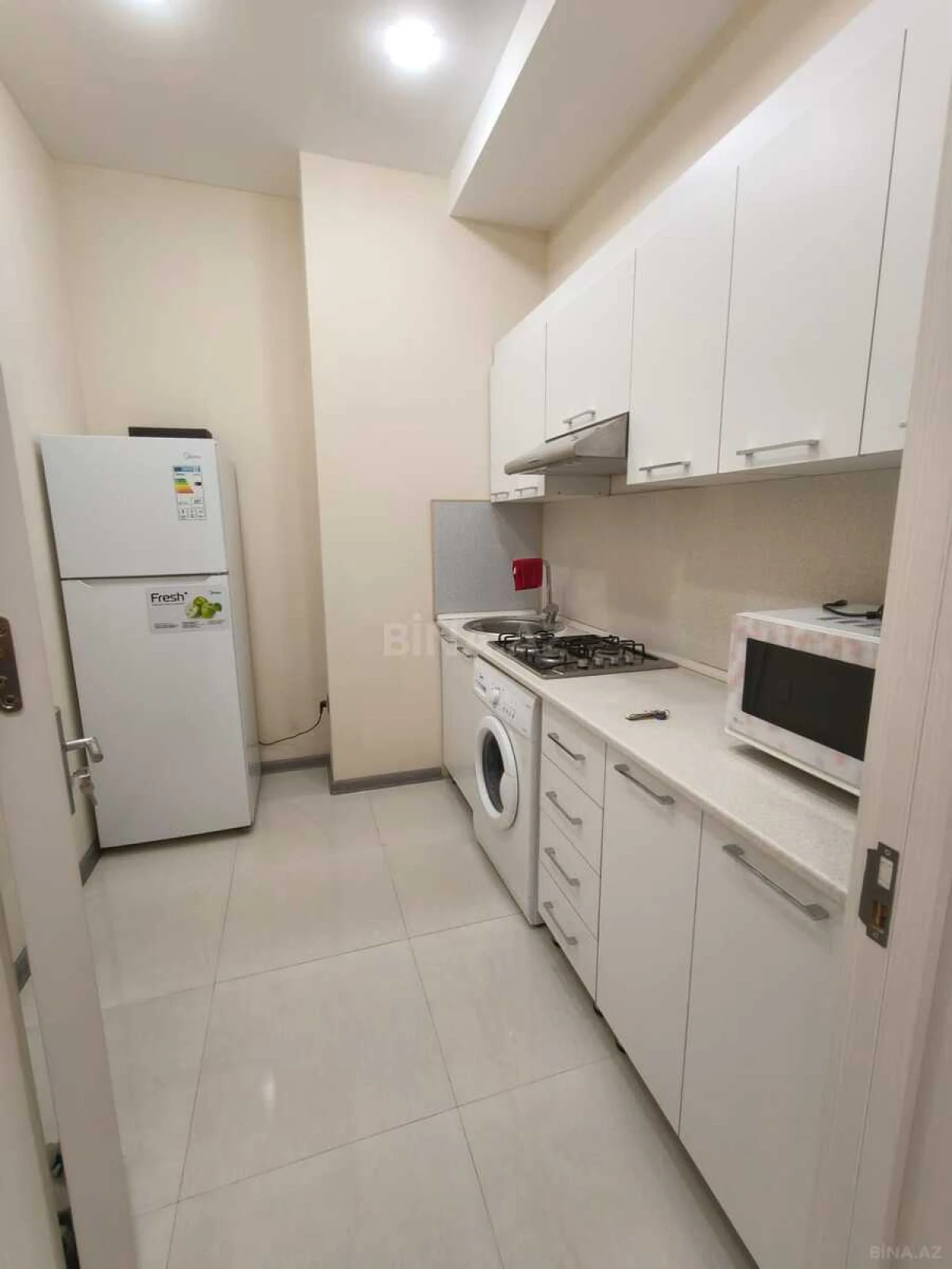 Kirayə verilir 2 otaqlı mənzil 70 m²