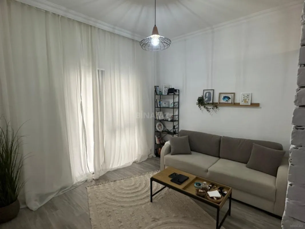 Satılır 2 otaqlı mənzil 45 m²