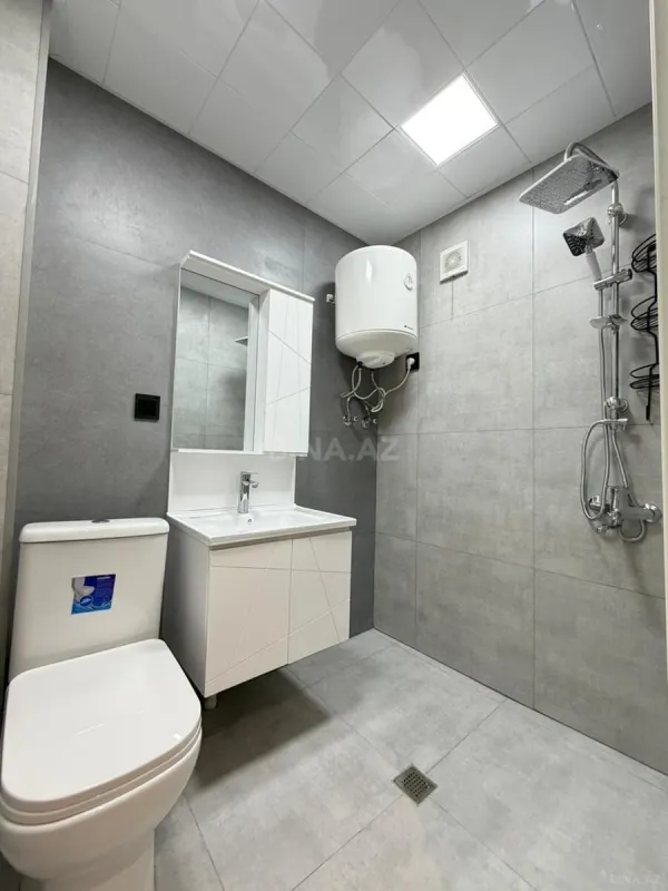Satılır 1 otaqlı mənzil 42 m²