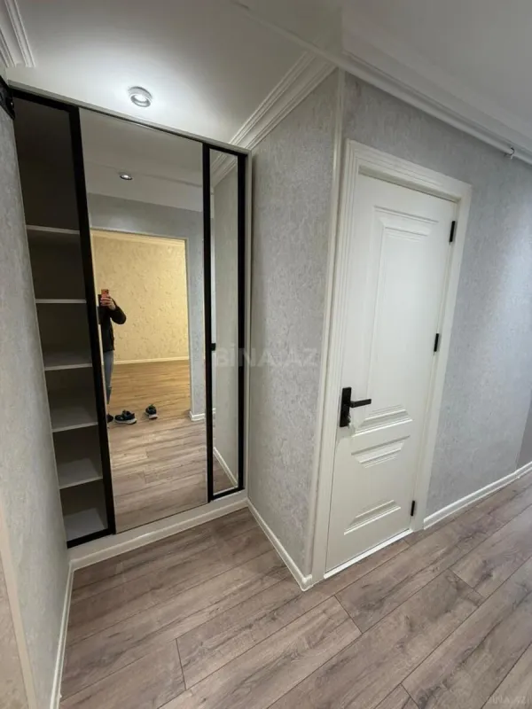Satılır 1 otaqlı mənzil 42 m²