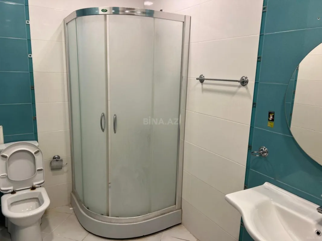 Satılır 2 otaqlı mənzil 130 m²