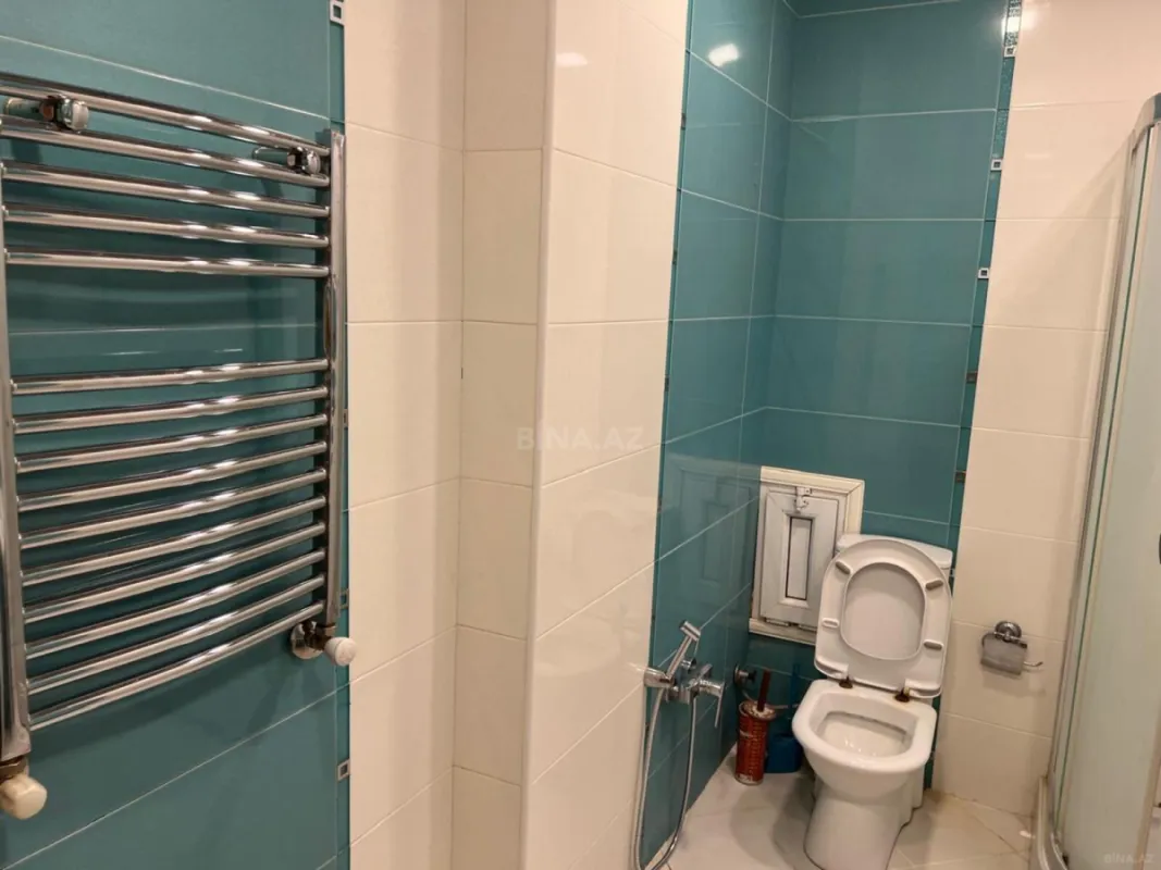Satılır 2 otaqlı mənzil 130 m²