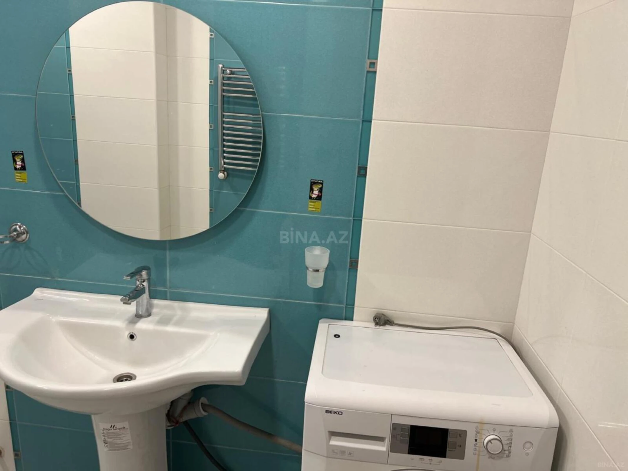 Satılır 2 otaqlı mənzil 130 m²