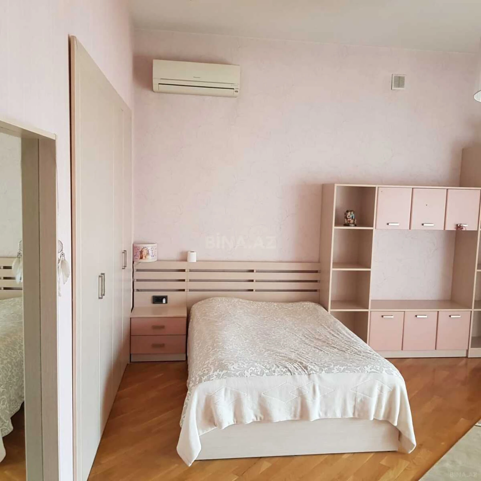 Kirayə verilir 8 otaqlı həyət evi 550 m²