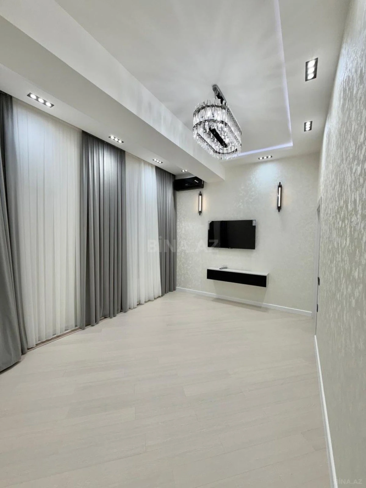 Satılır 3 otaqlı mənzil 100 m²