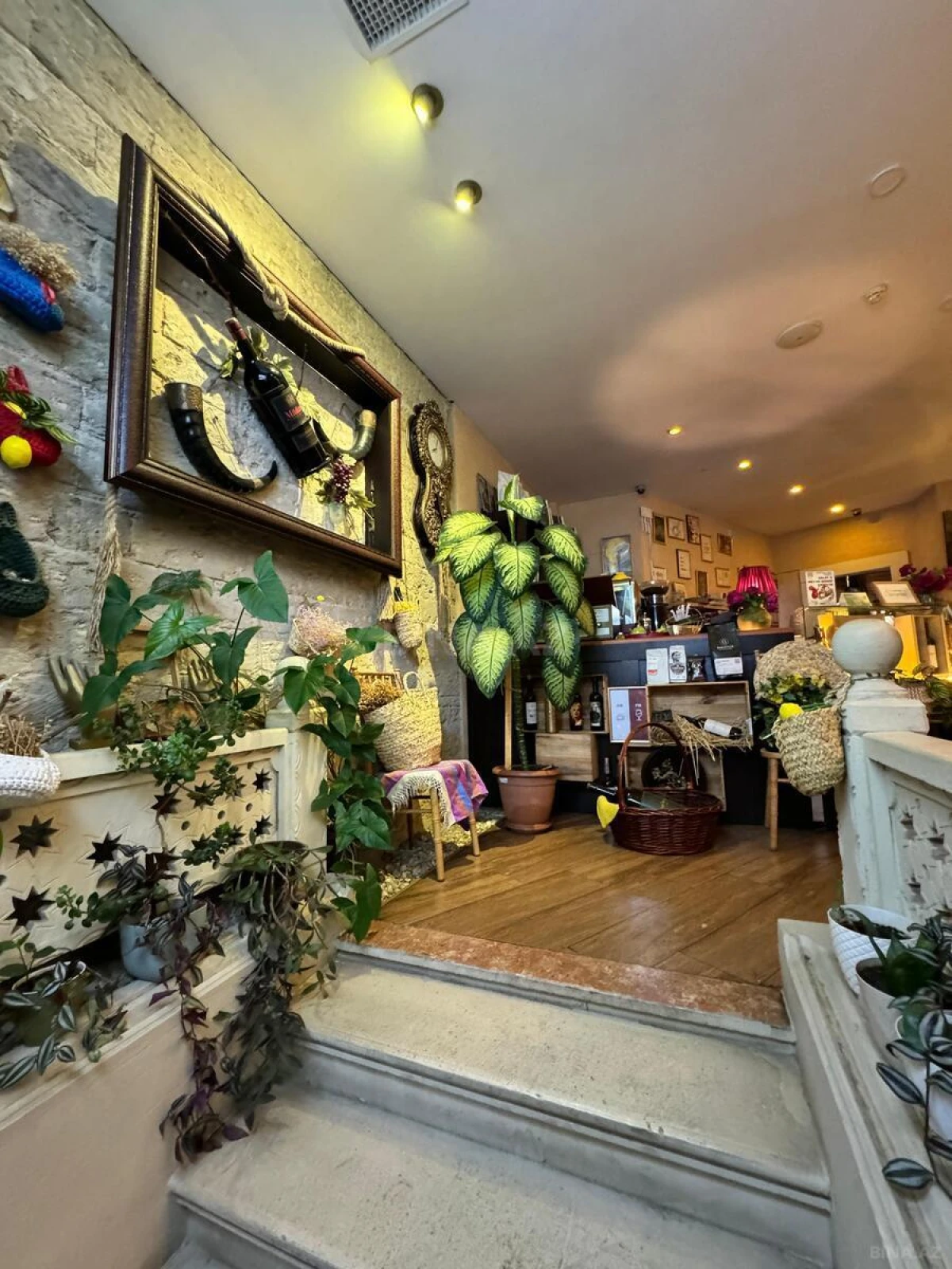 Kirayə verilir obyekt 290 m²