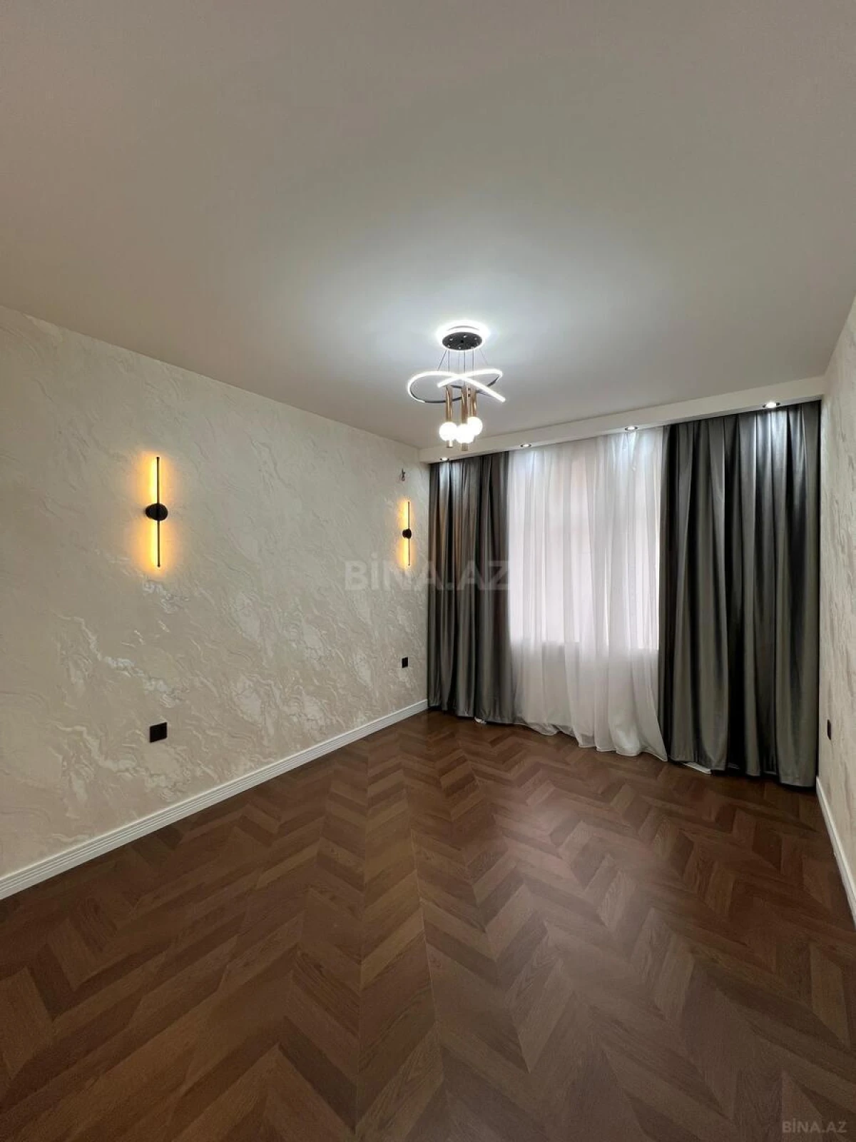 Satılır 3 otaqlı mənzil 75 m²