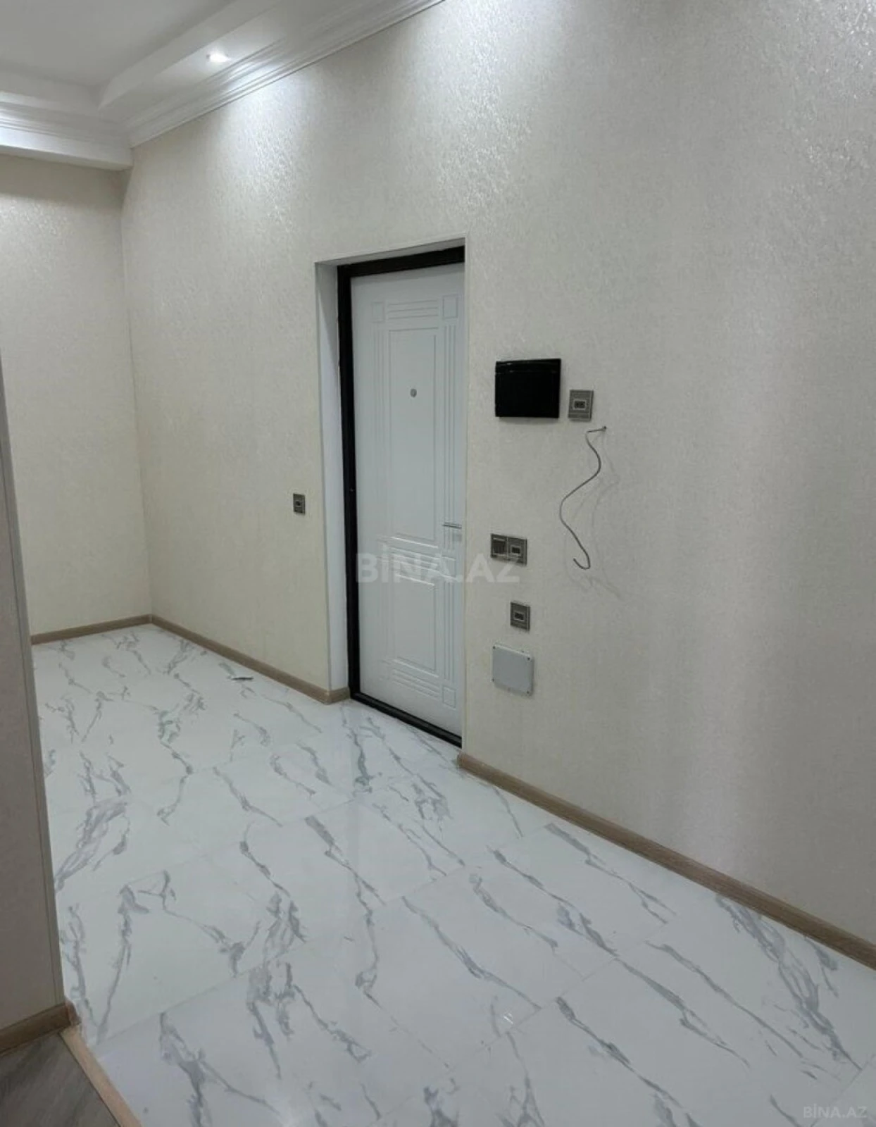 Satılır 3 otaqlı mənzil 125 m²