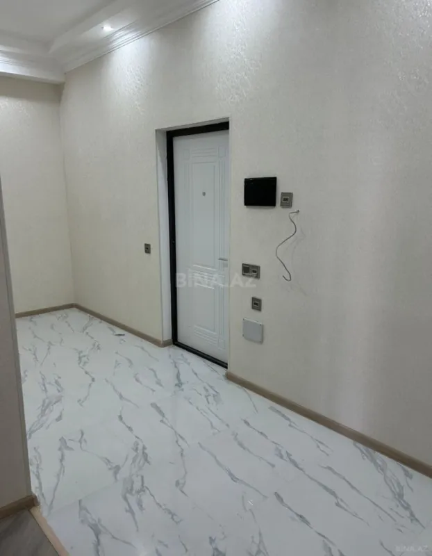 Satılır 3 otaqlı mənzil 125 m²