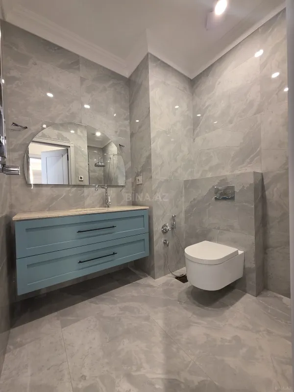 Satılır 4 otaqlı mənzil 170 m²