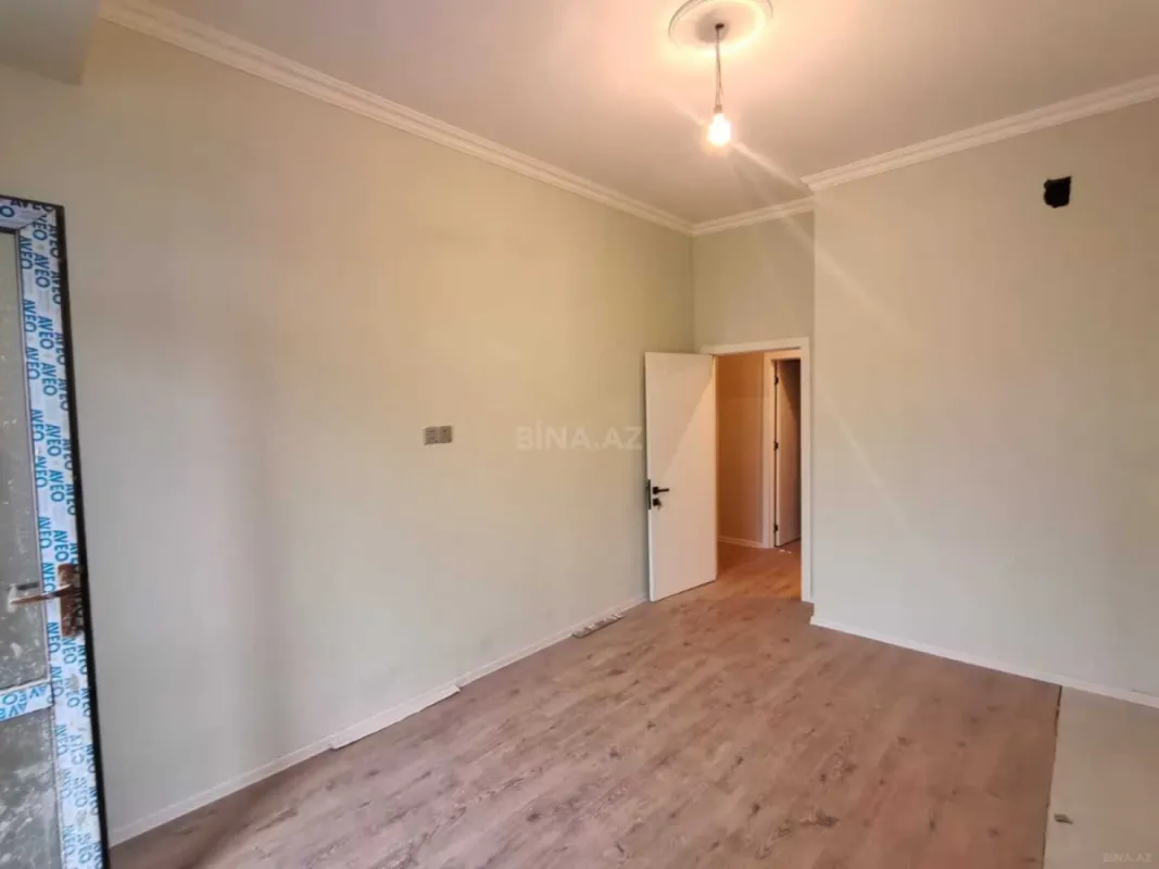 Satılır 2 otaqlı mənzil 80 m²