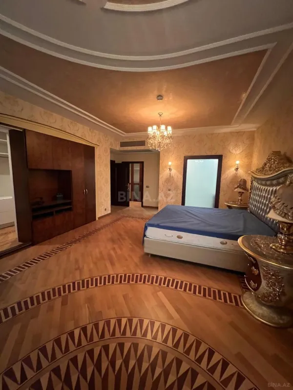 Kirayə verilir 4 otaqlı mənzil 350 m²