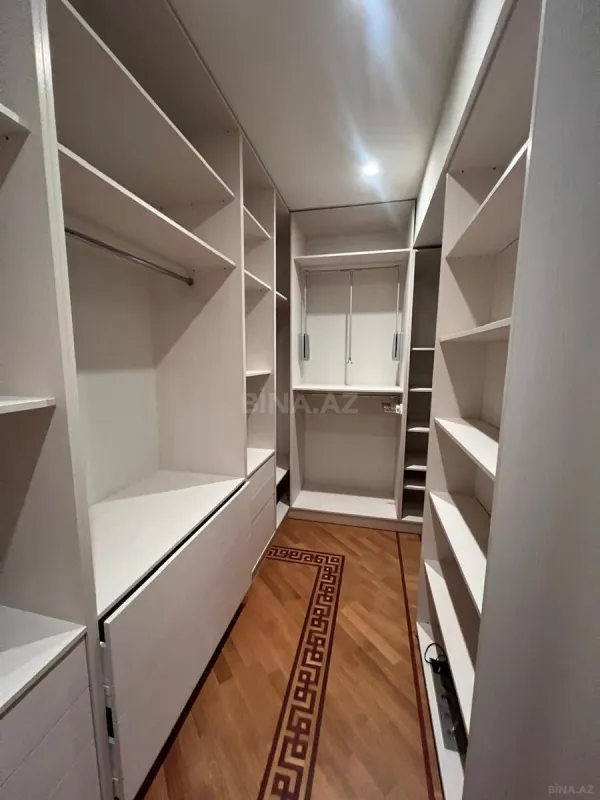 Kirayə verilir 4 otaqlı mənzil 350 m²