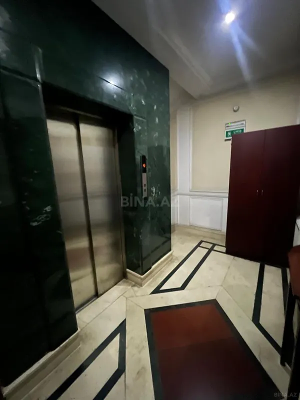 Kirayə verilir 4 otaqlı mənzil 350 m²