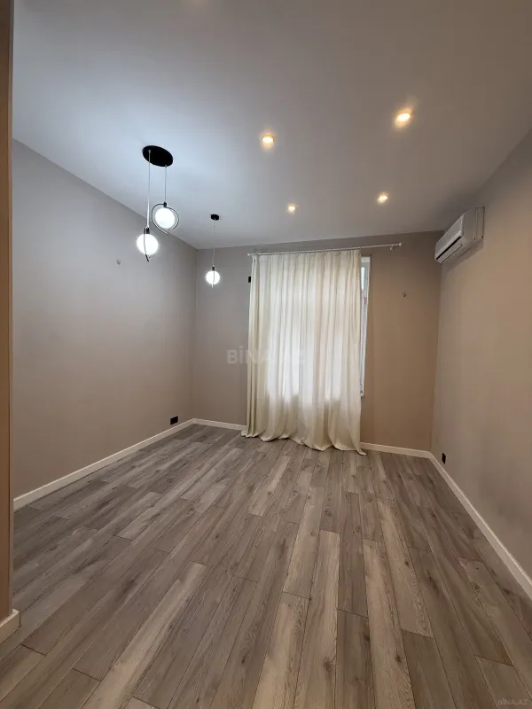 Kirayə verilir 3 otaqlı mənzil 120 m²