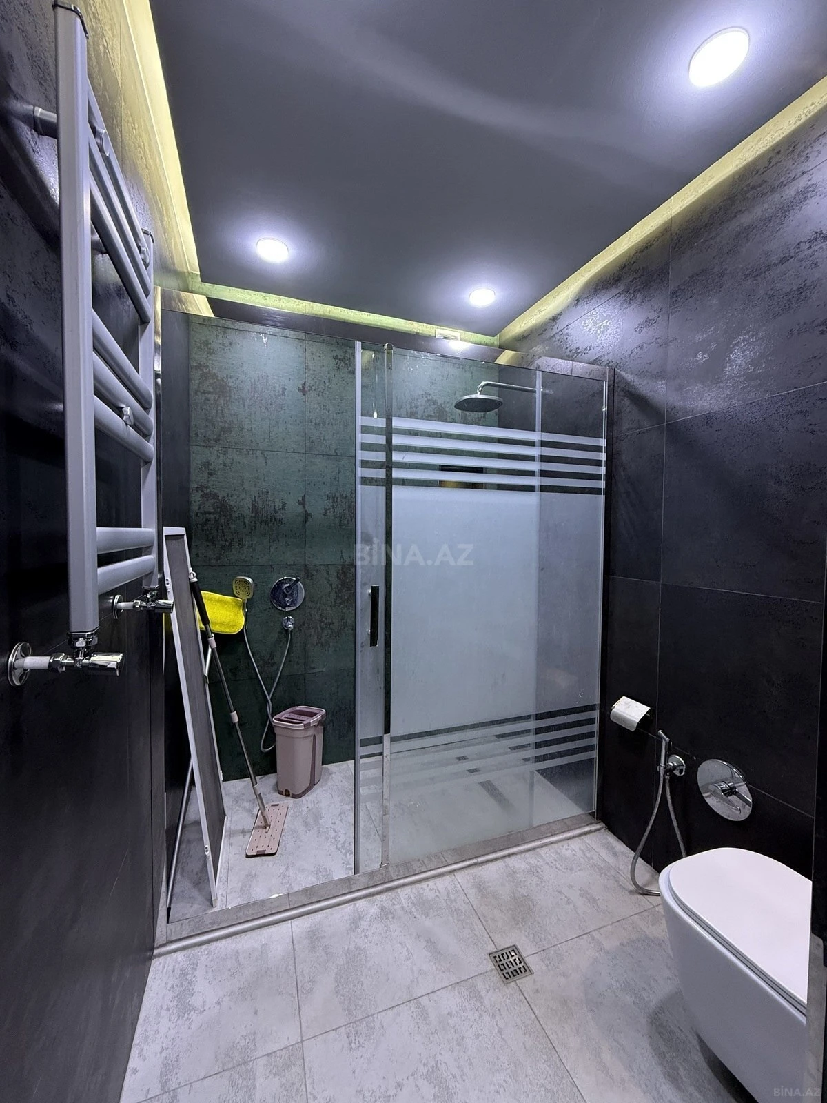 Kirayə verilir 3 otaqlı mənzil 120 m²