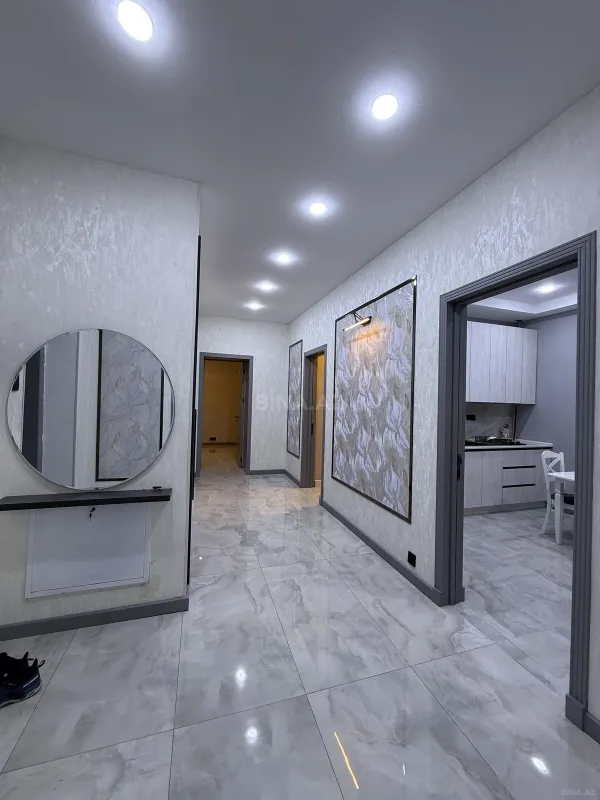 Kirayə verilir 3 otaqlı mənzil 120 m²