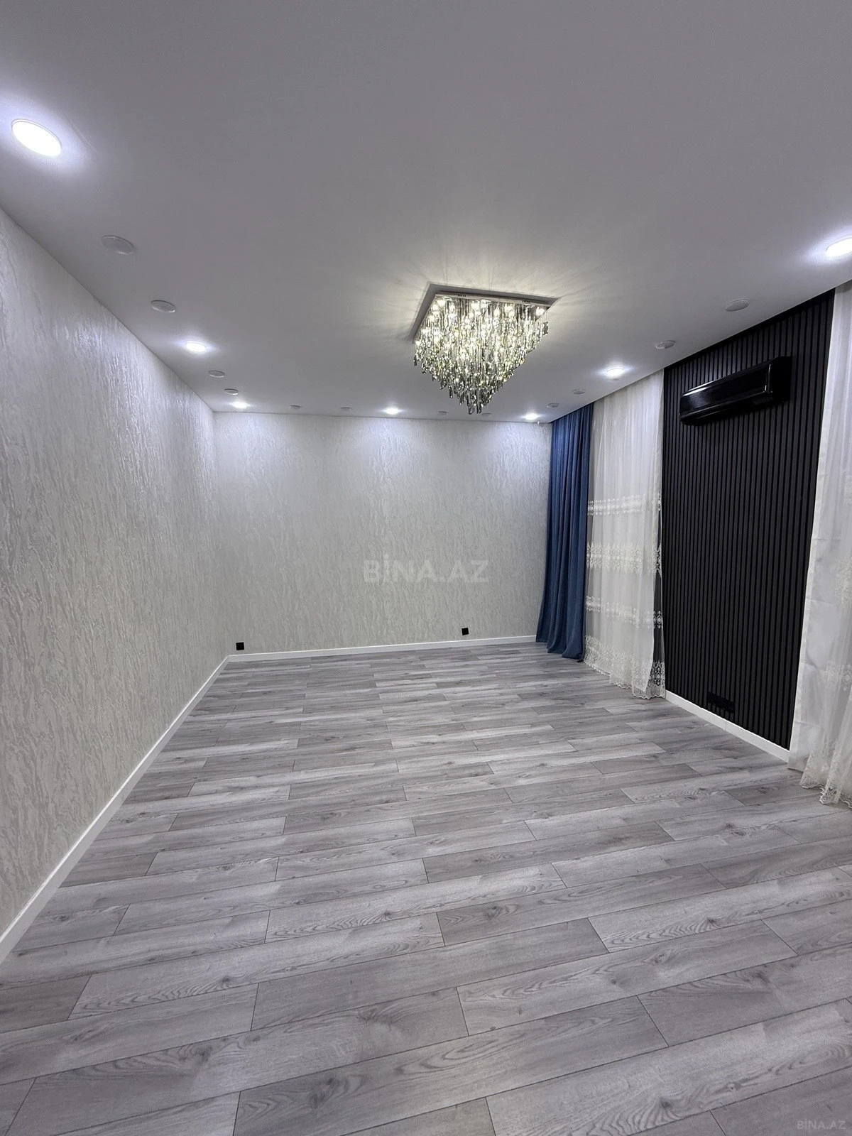 Kirayə verilir 3 otaqlı mənzil 120 m²