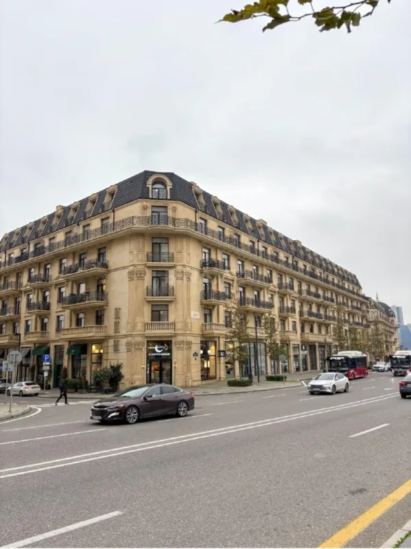 Kirayə verilir 2 otaqlı mənzil 65 m²