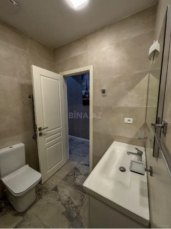 Kirayə verilir 2 otaqlı mənzil 65 m²
