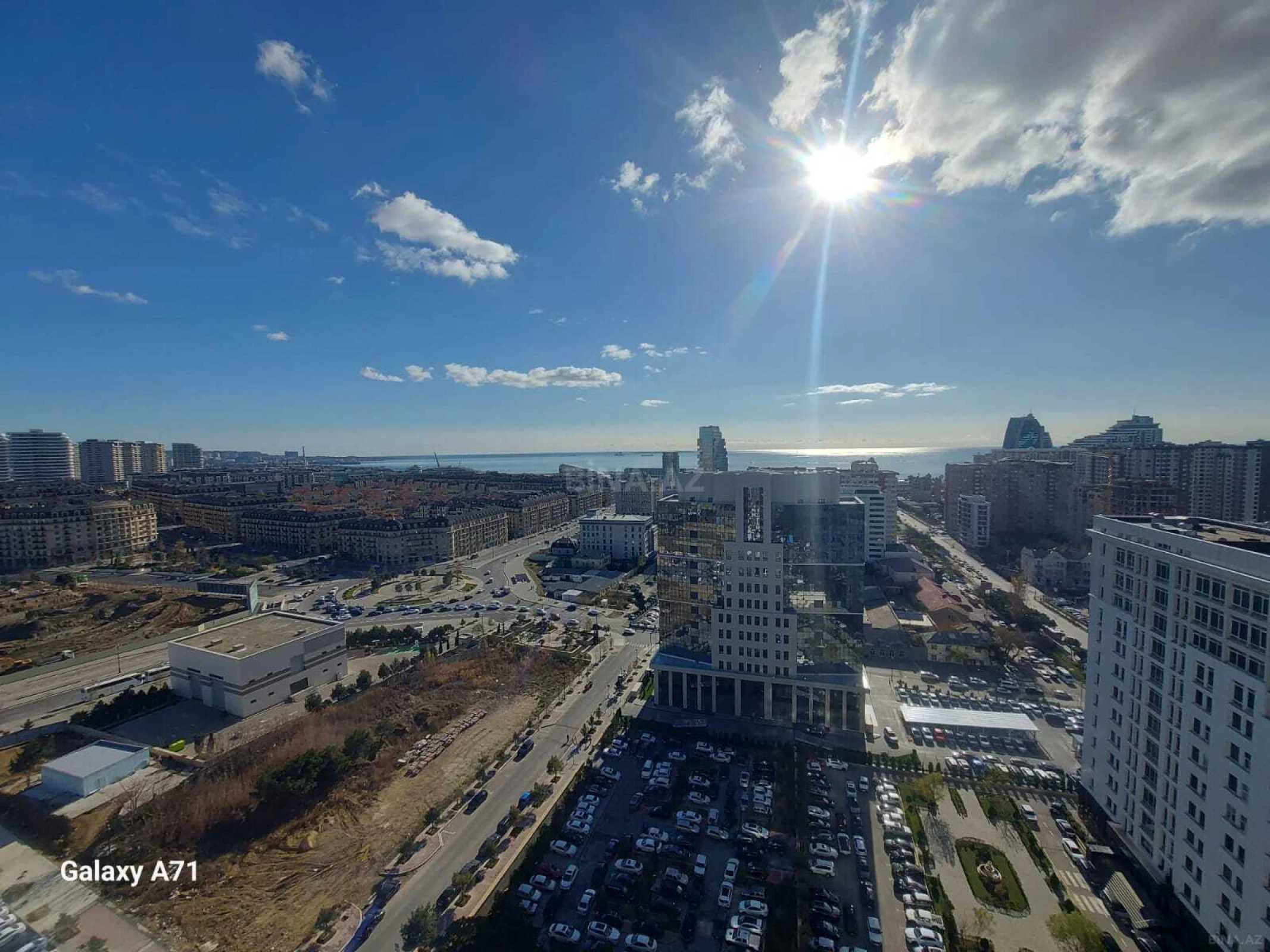 Satılır 3 otaqlı mənzil 92 m²