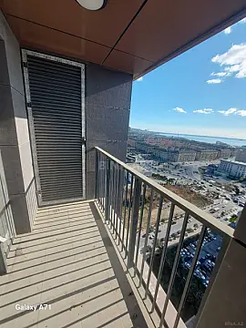 Satılır 3 otaqlı mənzil 92 m²