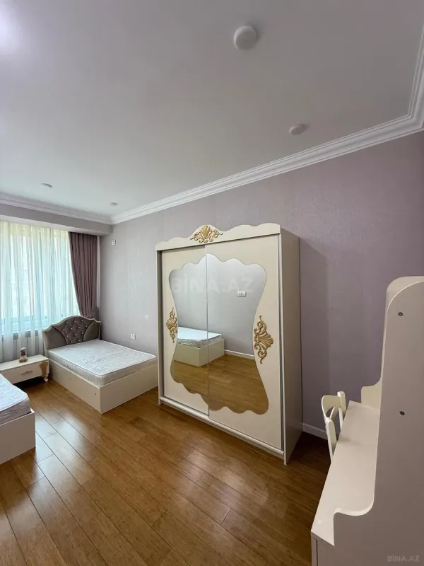 Kirayə verilir 3 otaqlı mənzil 92 m²