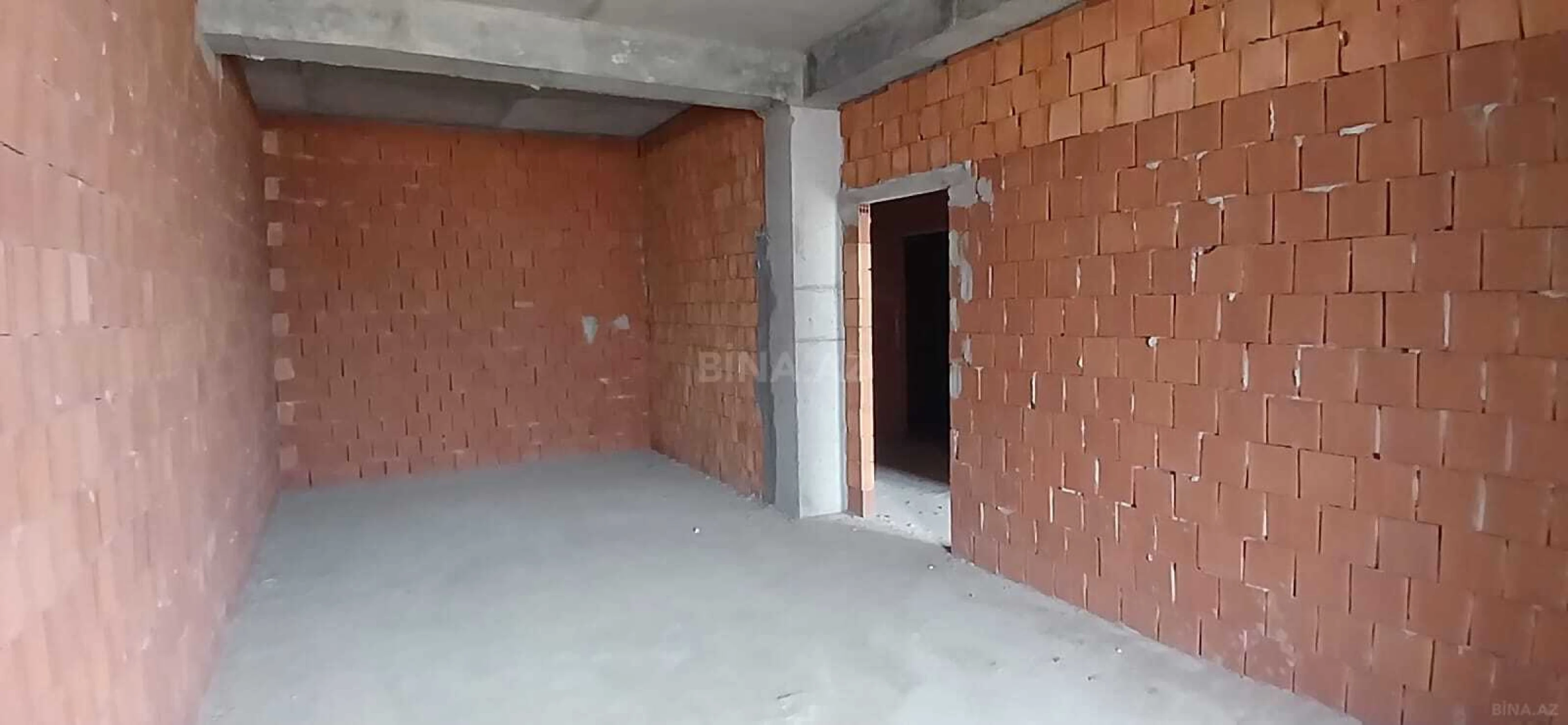 Satılır 2 otaqlı mənzil 85 m²