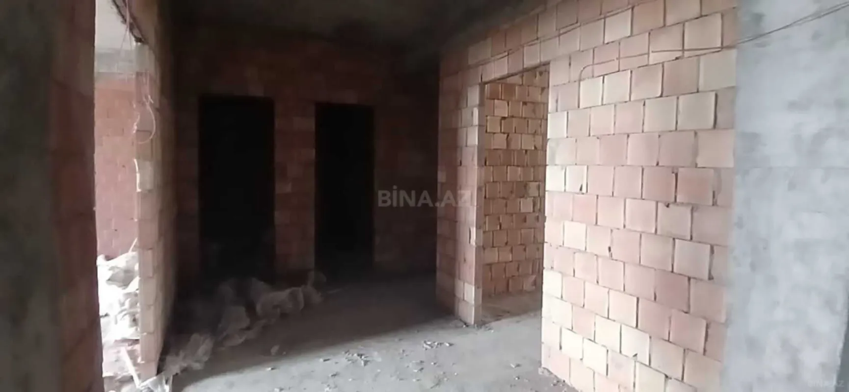 Satılır 2 otaqlı mənzil 85 m²