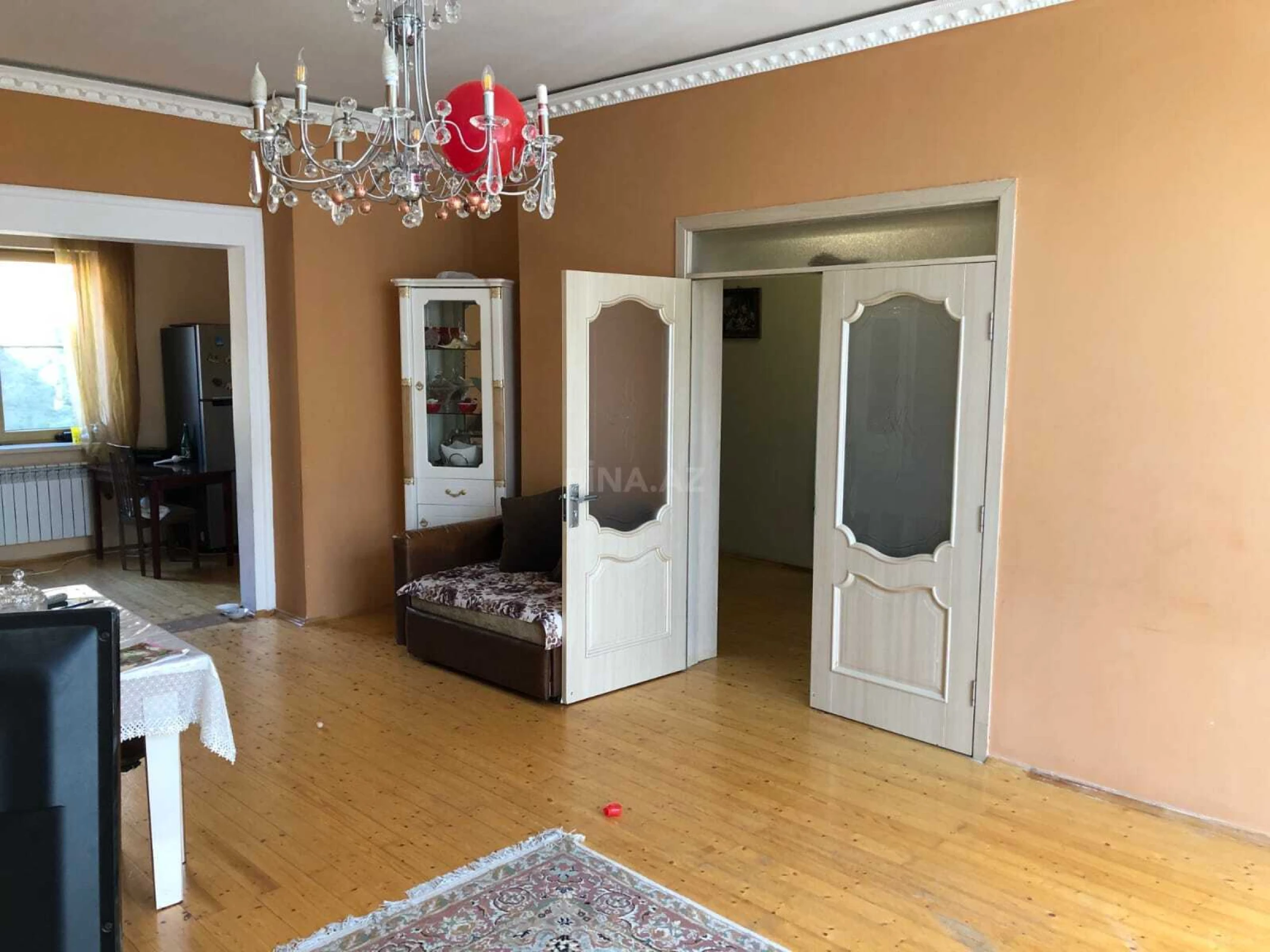 Satılır 7 otaqlı həyət evi 360 m²