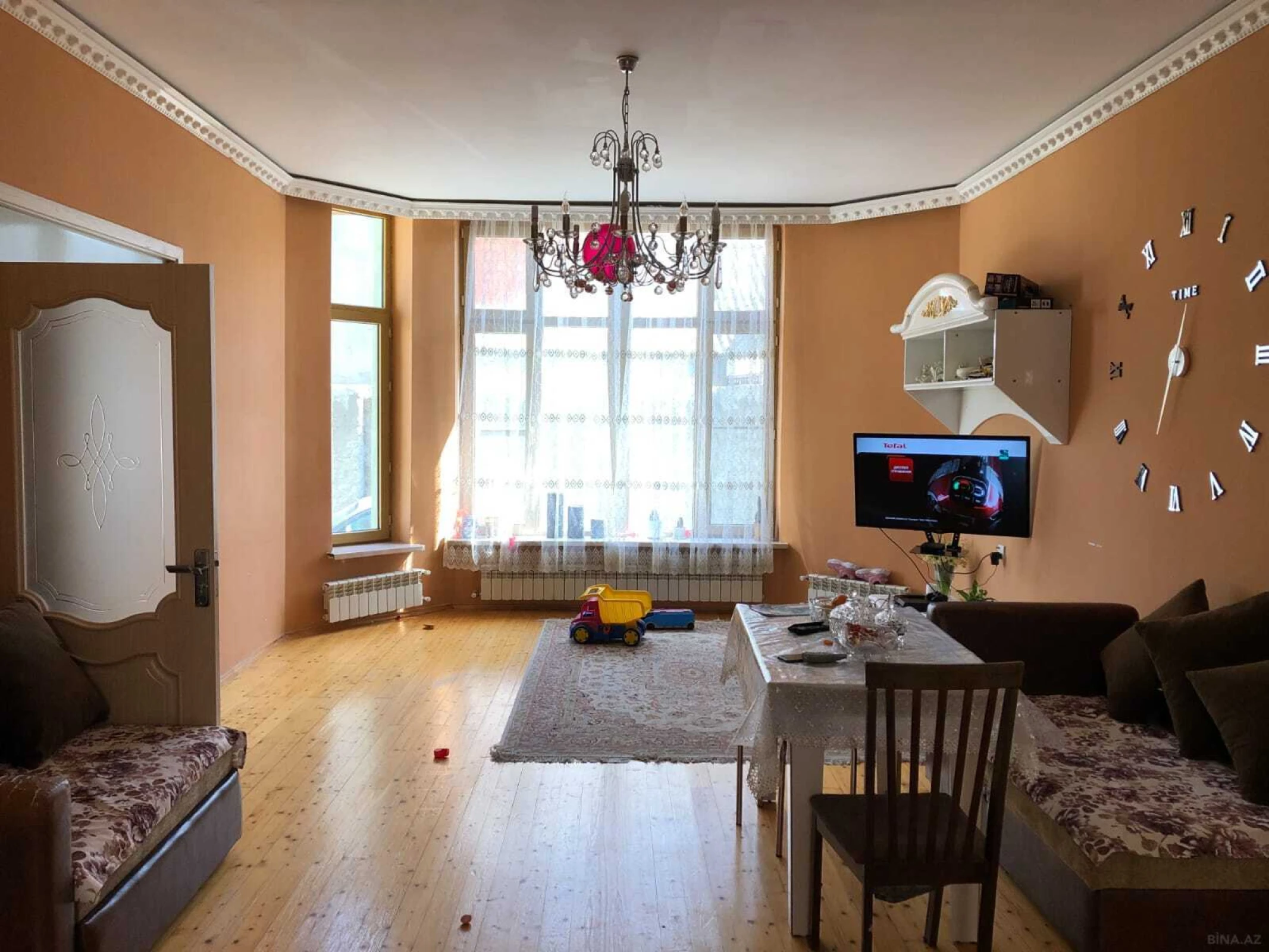 Satılır 7 otaqlı həyət evi 360 m²