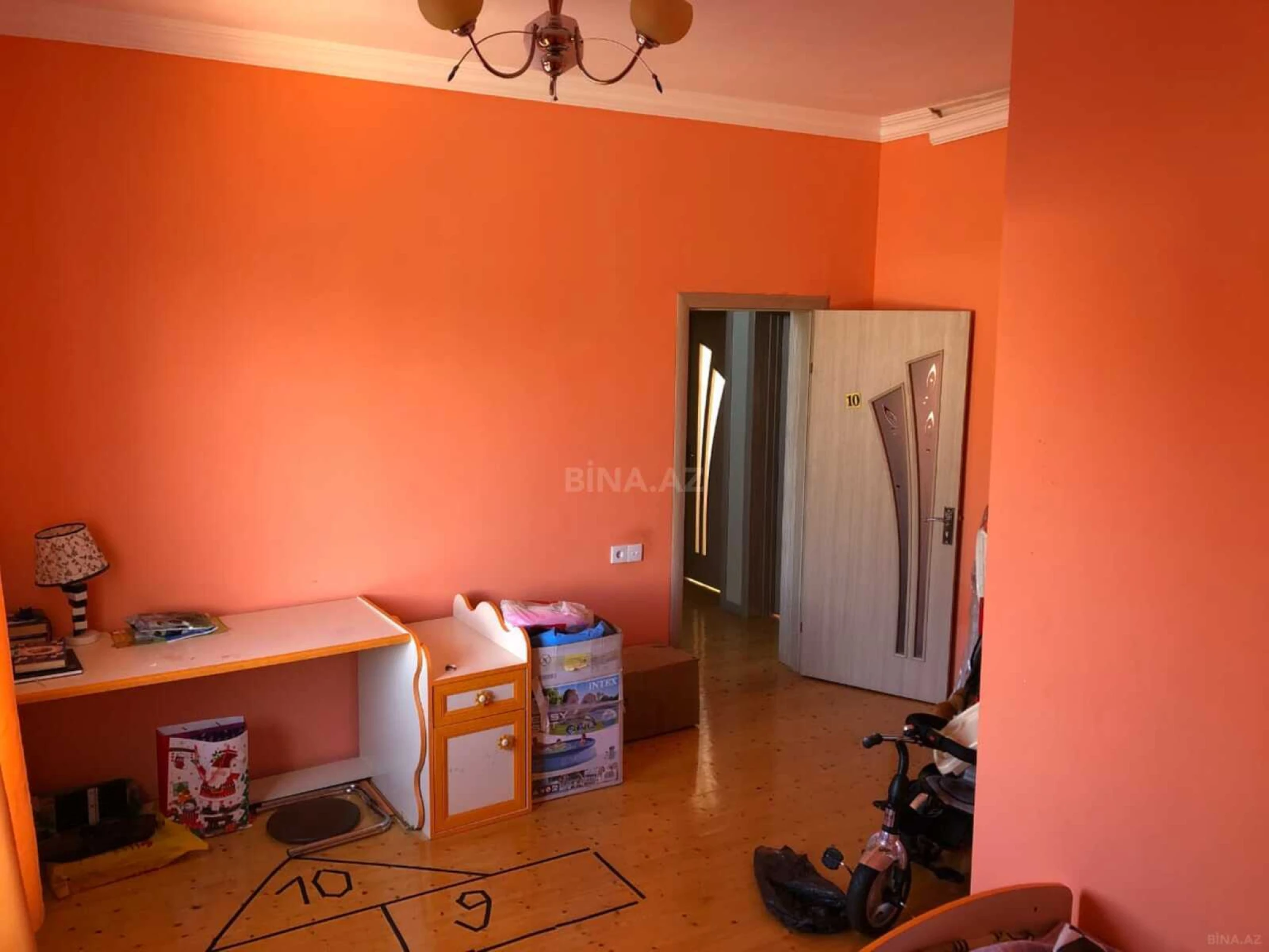 Satılır 7 otaqlı həyət evi 360 m²