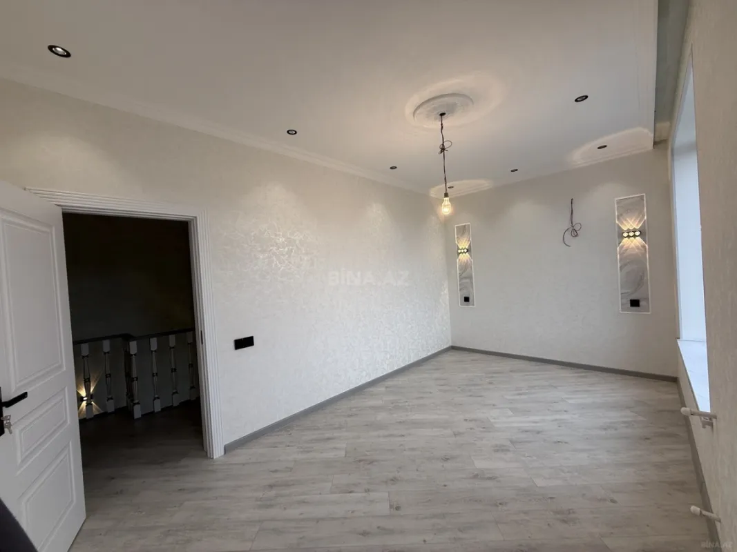Satılır 4 otaqlı həyət evi 150 m²