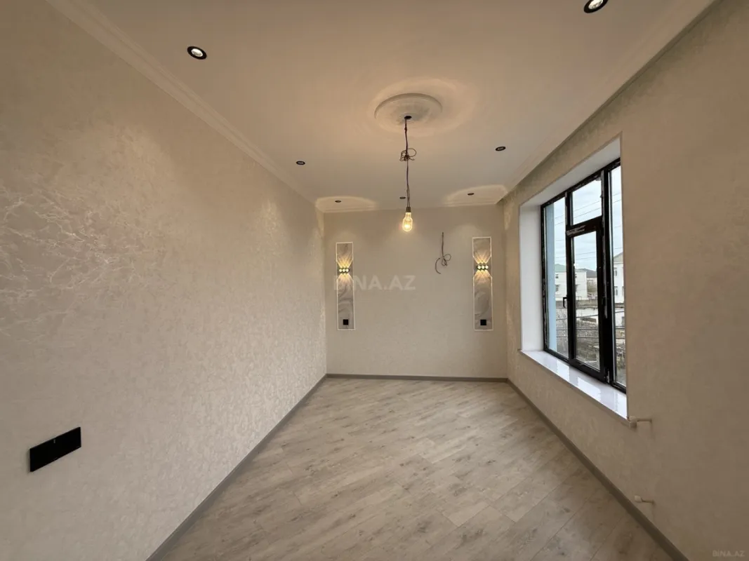 Satılır 4 otaqlı həyət evi 150 m²