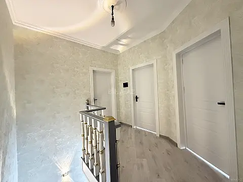 Satılır 4 otaqlı həyət evi 150 m²