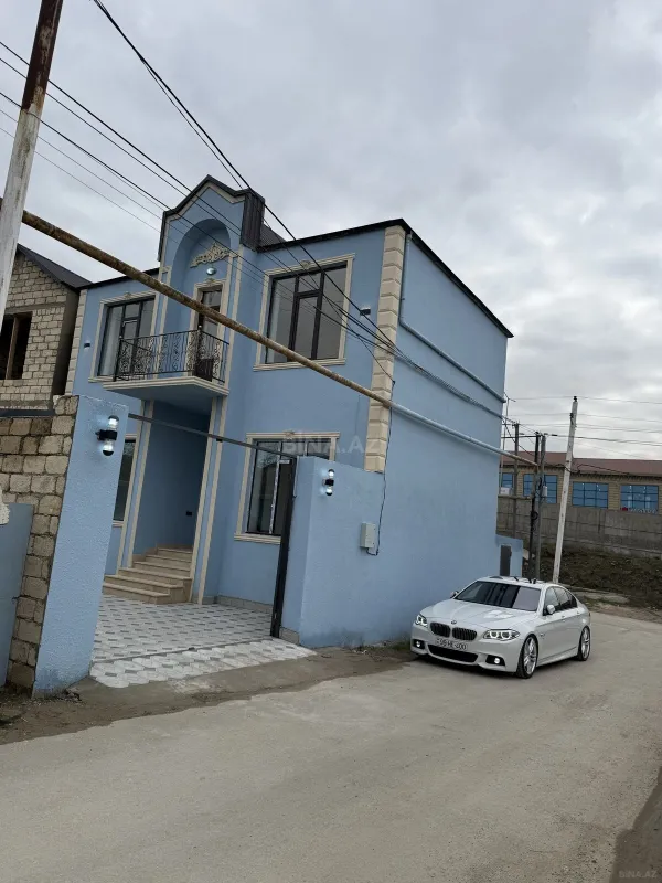 Satılır 4 otaqlı həyət evi 150 m²