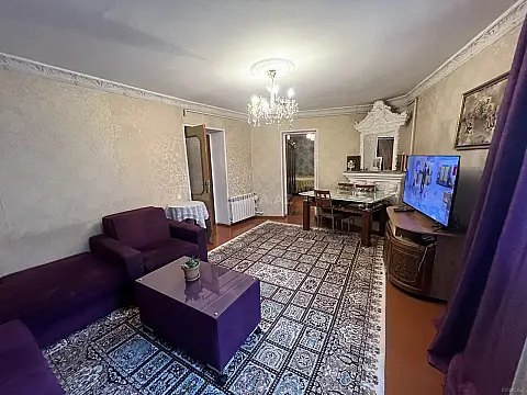 Satılır 4 otaqlı mənzil 110 m²