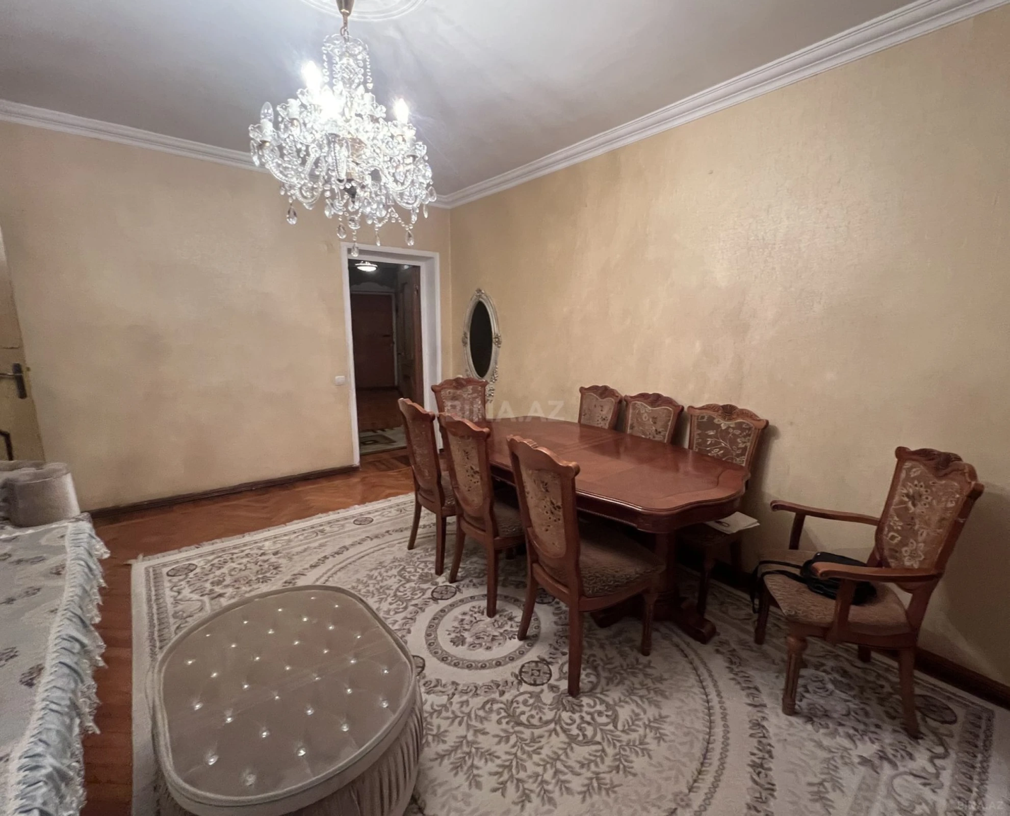 Satılır 4 otaqlı mənzil 110 m²