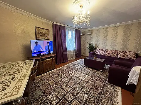 Satılır 4 otaqlı mənzil 110 m²