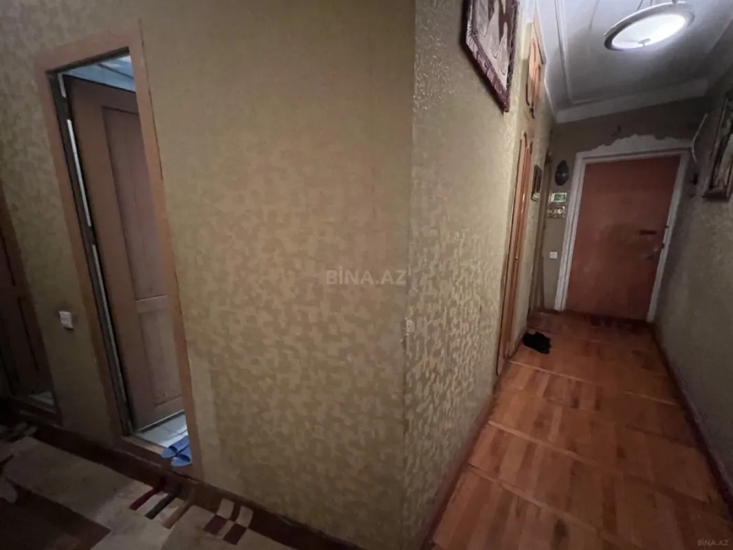 Satılır 4 otaqlı mənzil 110 m²